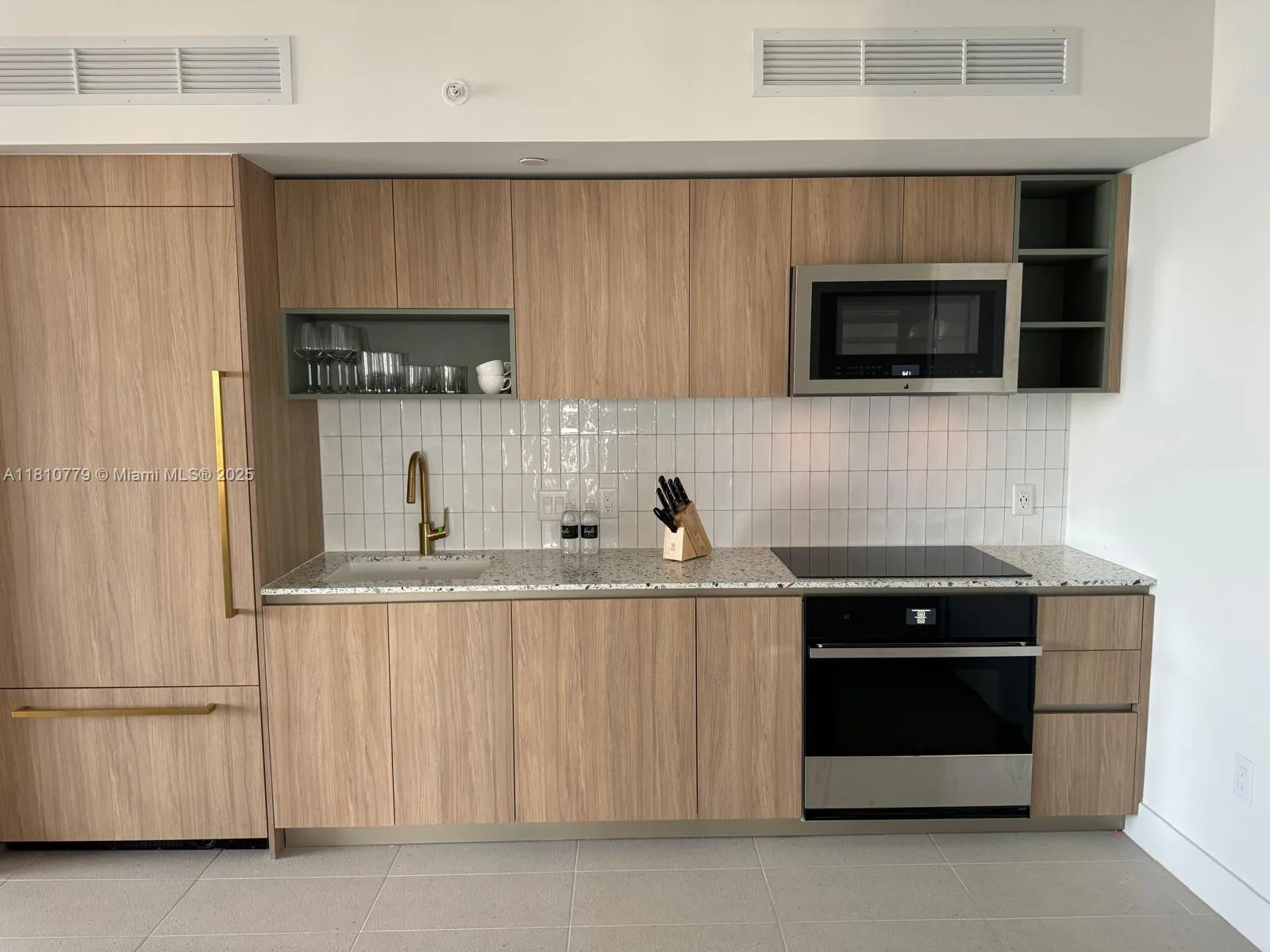 159 NE 6TH ST # 4215, Miami, FL 33132 photo 9