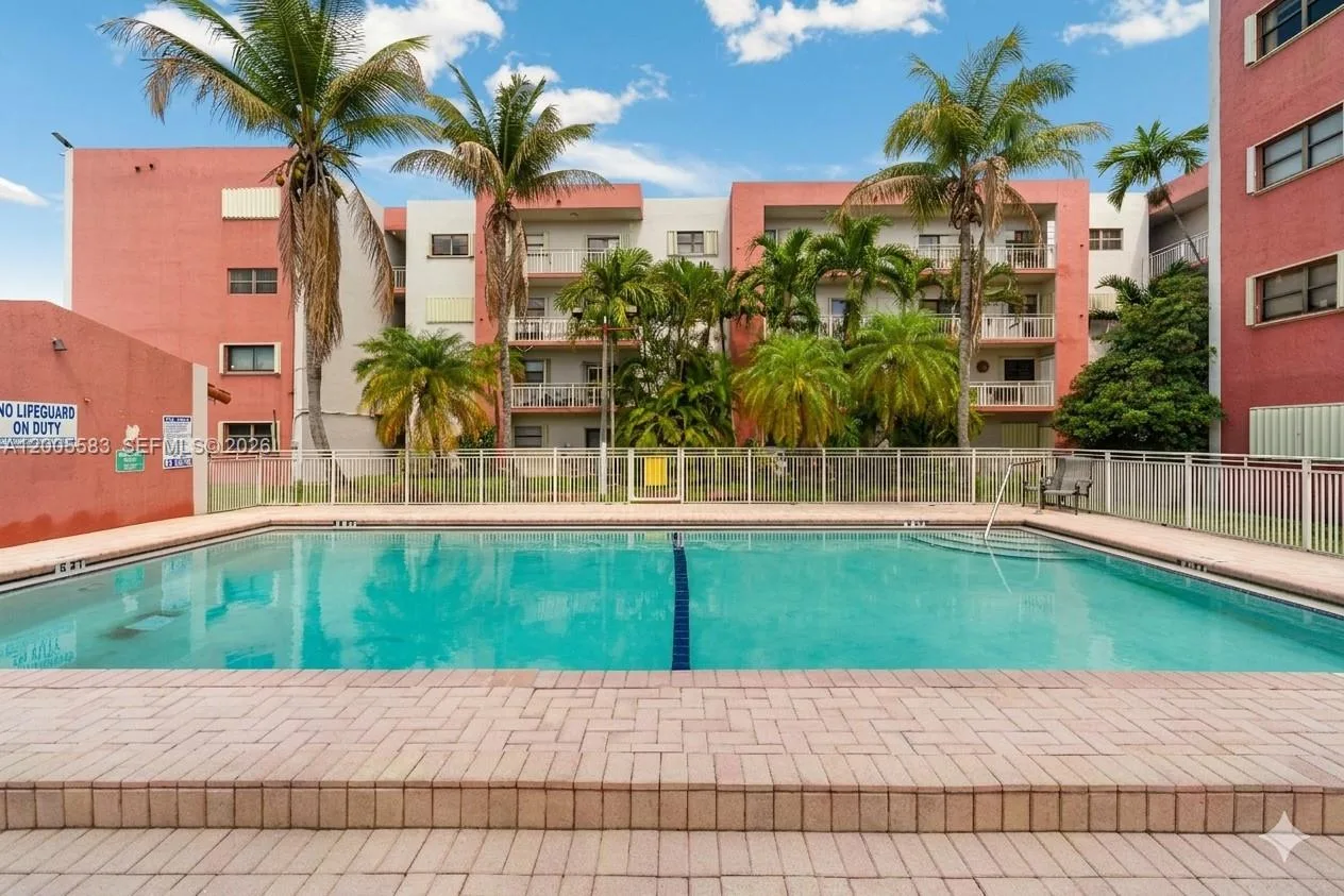 8401 NW 8 ST # 401, Miami, FL 33126