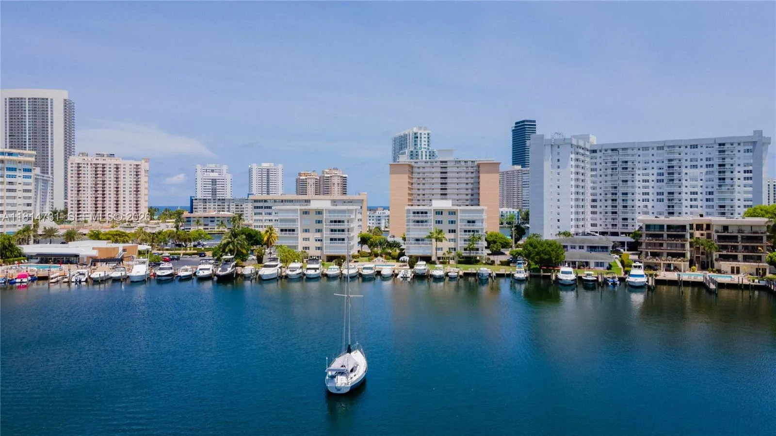 120 Golden Isles Dr # 33B, Hallandale Beach, FL 33009