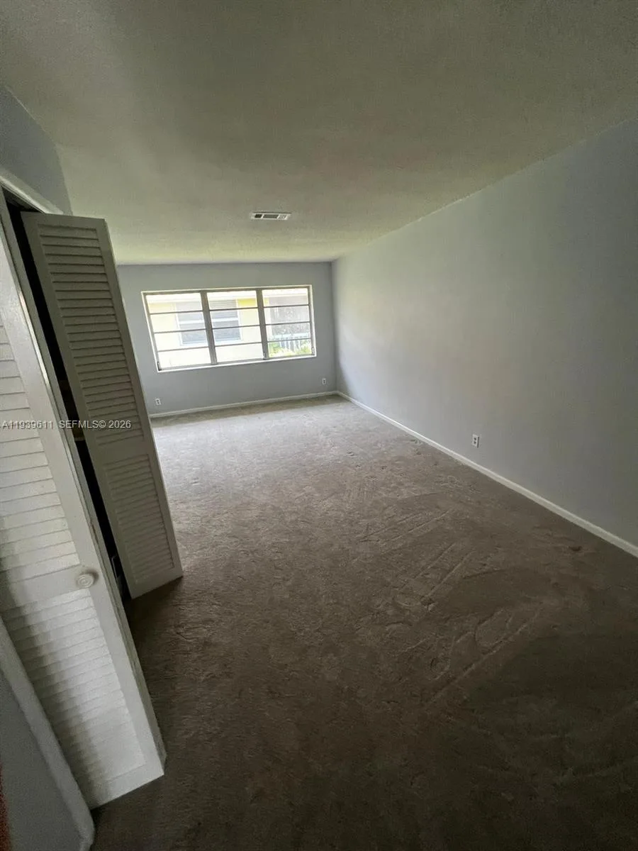 2701 NE 1st St # 203, Pompano Beach, FL 33062 photo 4