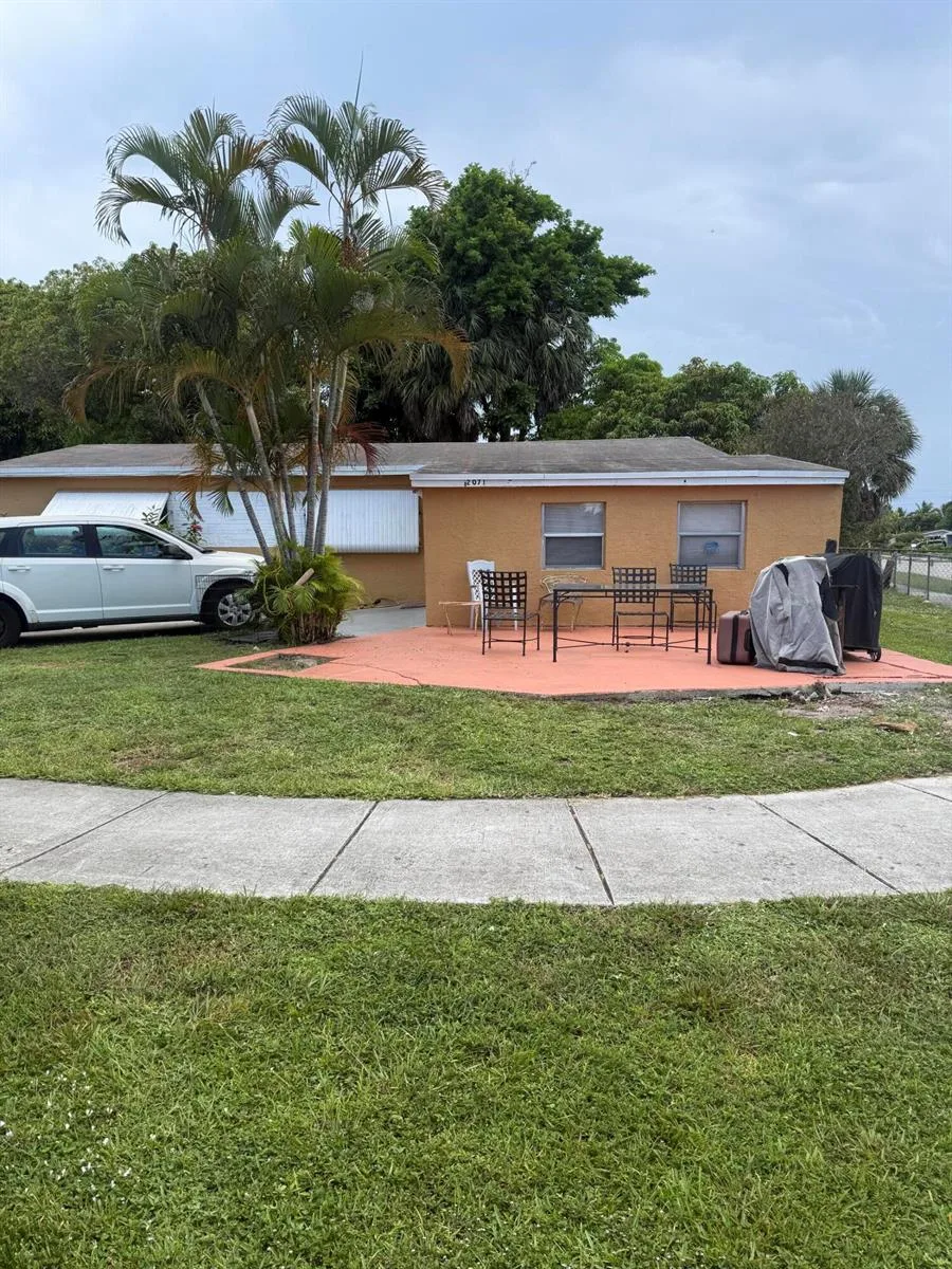2071 NW 29th Terrace, Fort Lauderdale, FL 33311