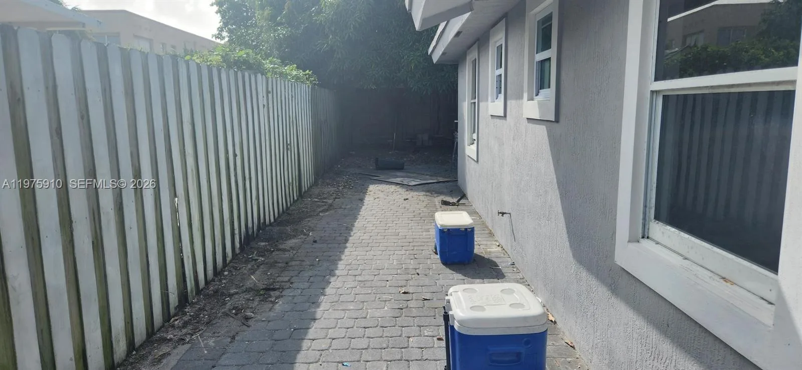 150 NW 17th Ct, Miami, FL 33125 photo 7