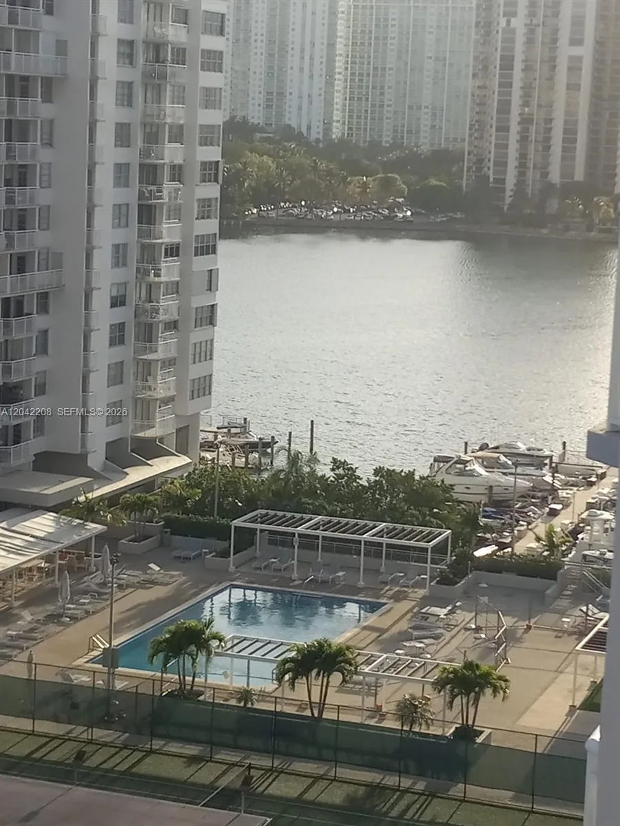 18021 Biscayne Blvd # 1101, Aventura, FL 33160 photo 4