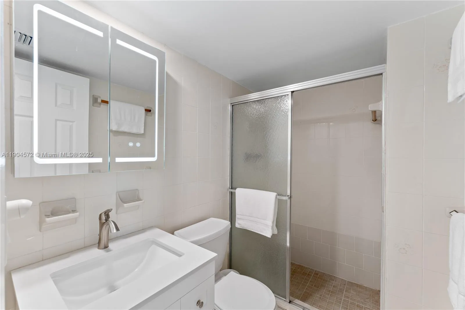 7135 Collins Ave # 1704, Miami Beach, FL 33141 photo 11