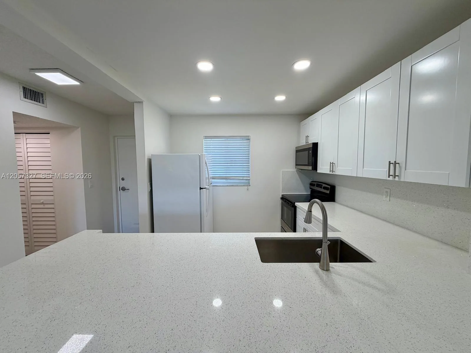7730 Camino Real # F 406, Miami, FL 33143 photo 4