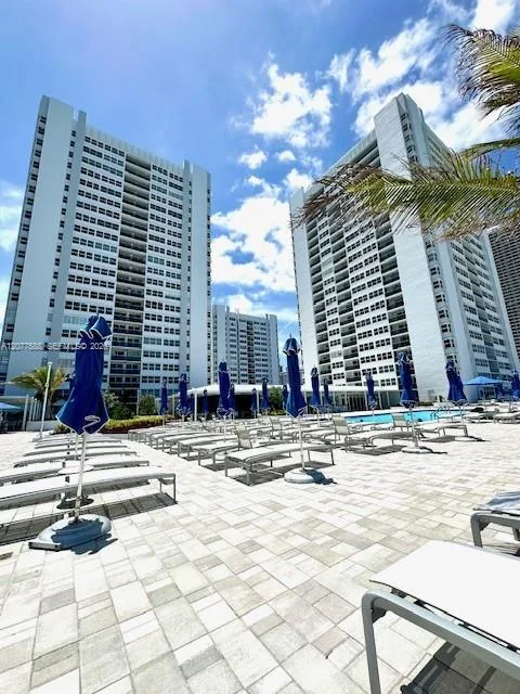 1890 S Ocean Dr *Seasonal* # 2001, Hallandale Beach, FL 33009 photo 4