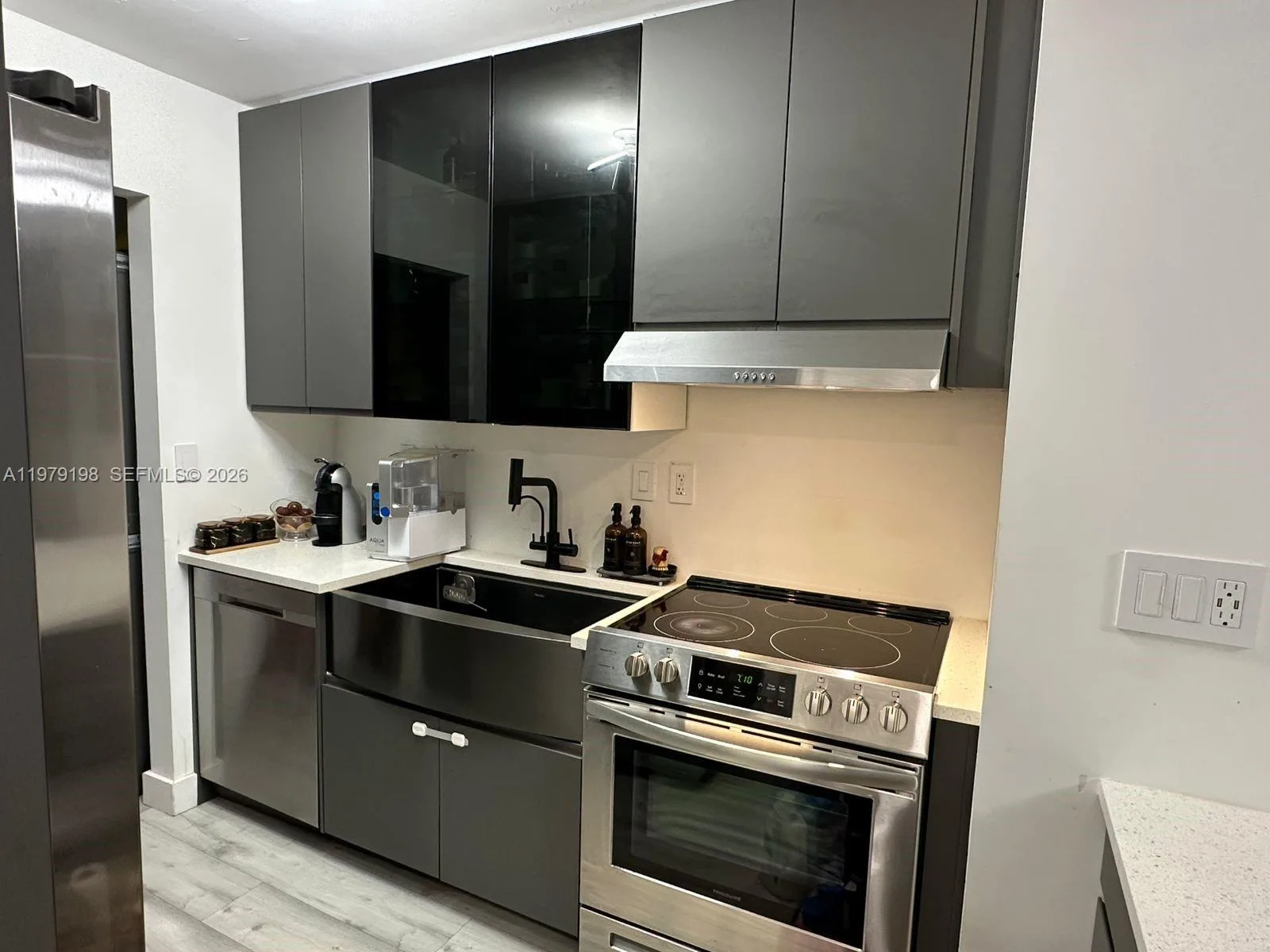931 NE 199th St # 102-22, Miami, FL 33179 photo 11