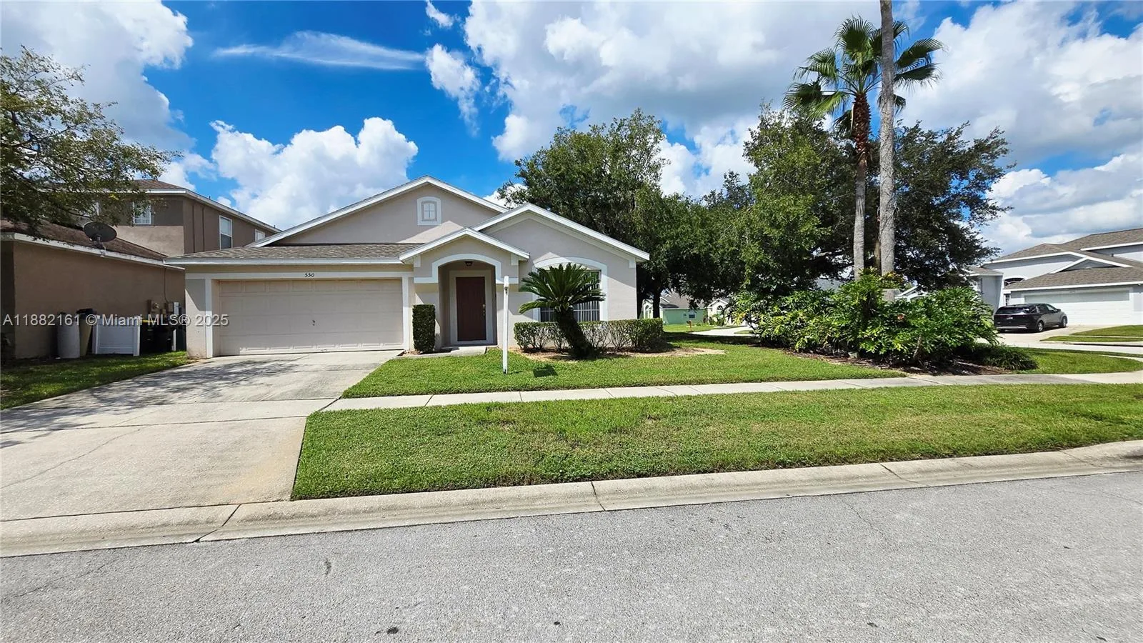 550 Castlemain Cir, Davenport, FL 33897