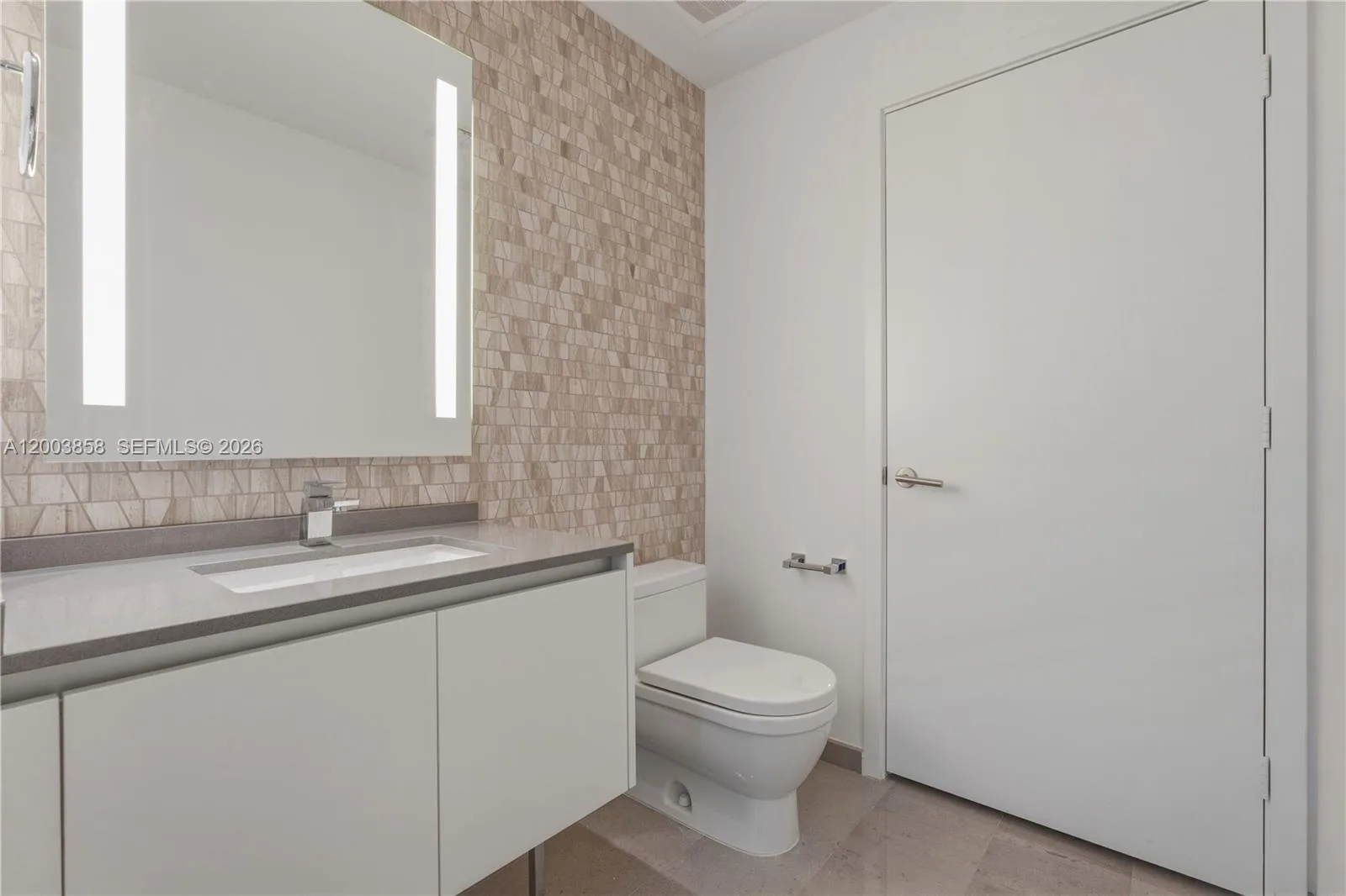 88 SW 7th St # 3710, Miami, FL 33130 photo 10