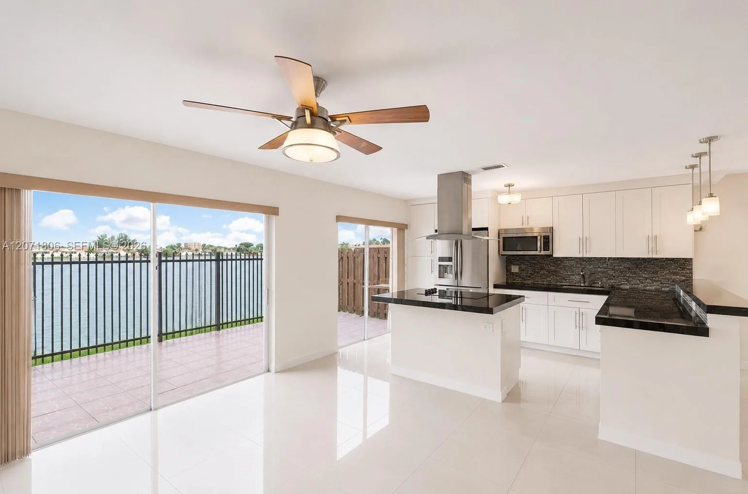 2561 W 60th Pl # 102-1, Hialeah, FL 33016 photo 2