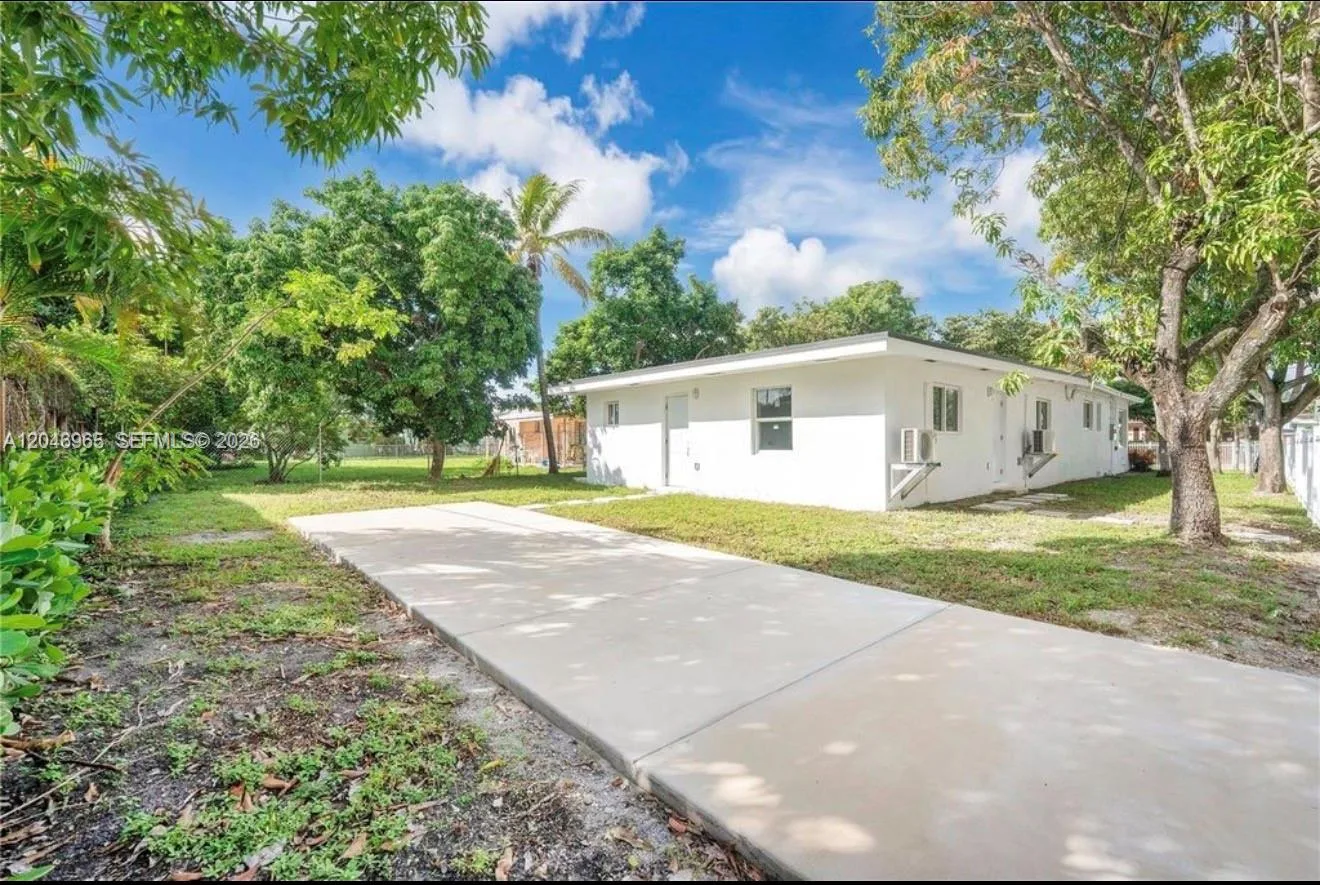 521 NW 33rd Ave # 1, Miami, FL 33125 photo 12