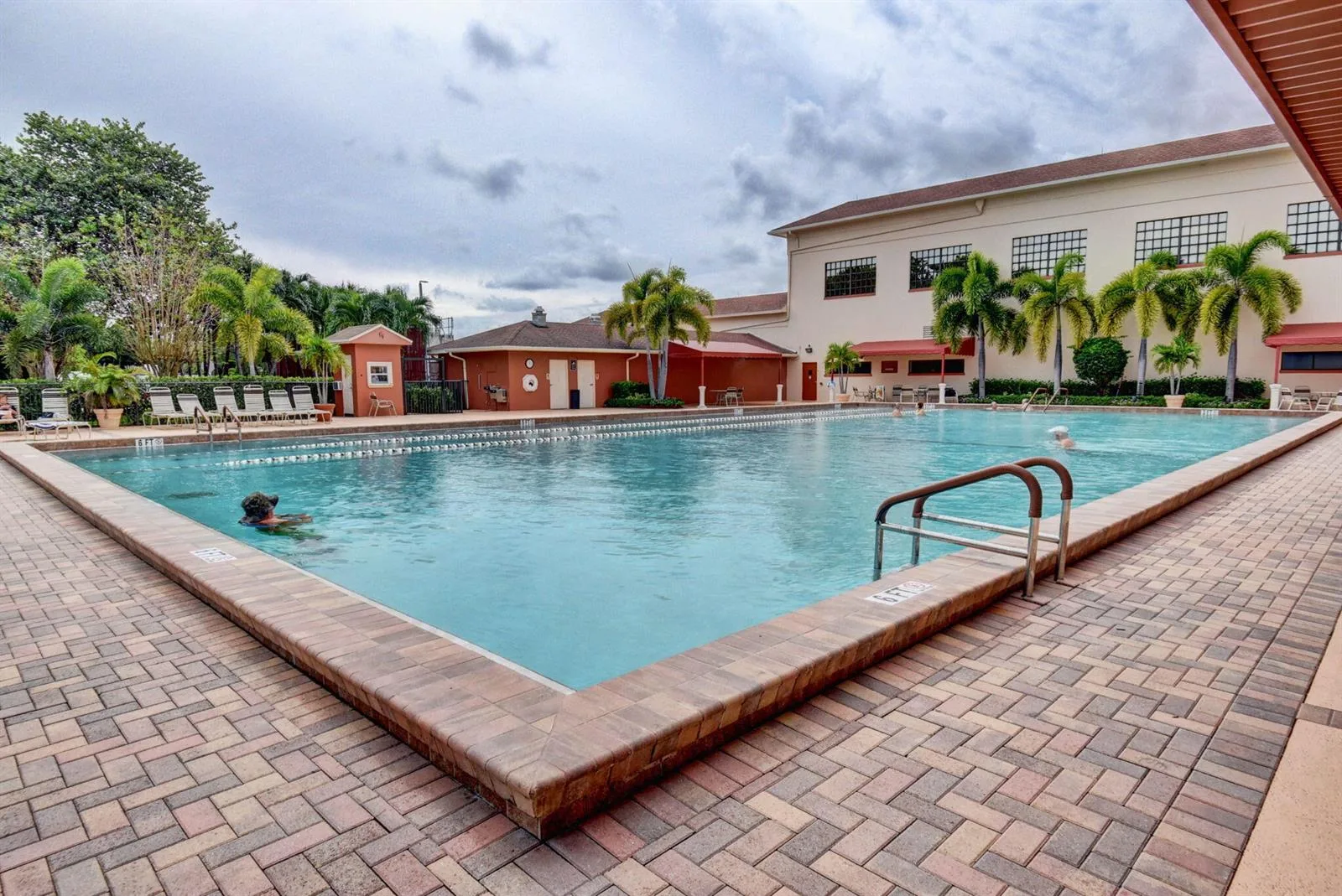 1090 Guildford E # 1090, Boca Raton, FL 33434 photo 13