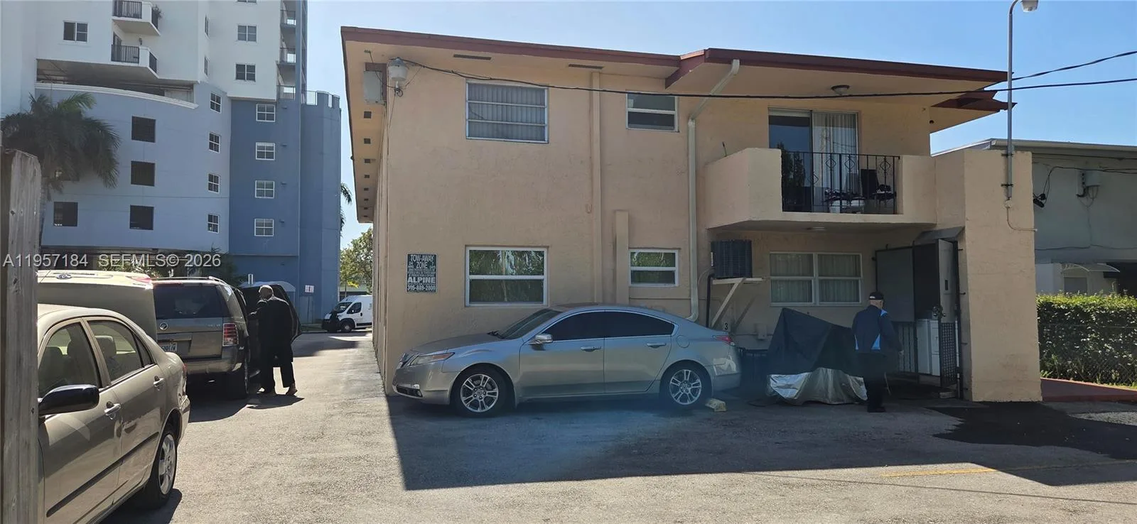 6373 SW 8th St, Miami, FL 33144 photo 4