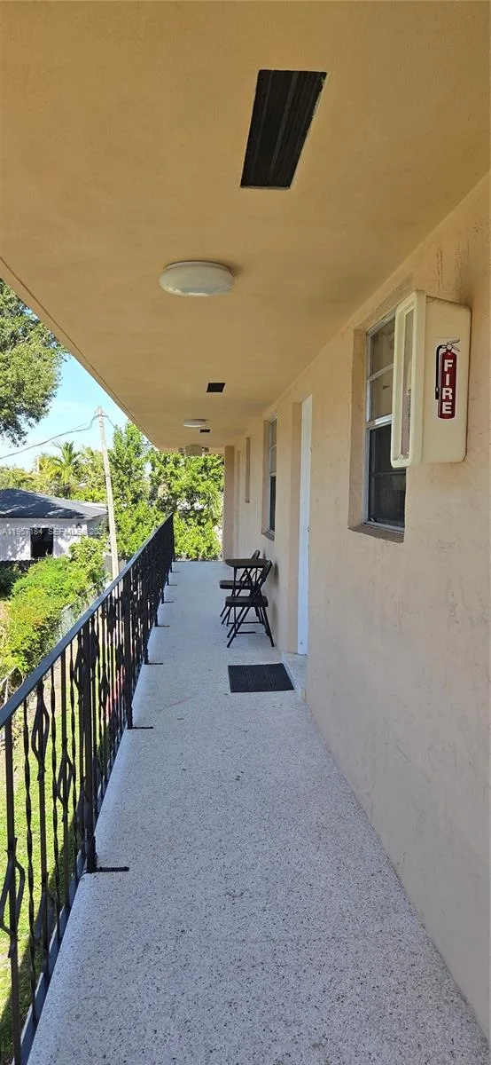 6373 SW 8th St, Miami, FL 33144 photo 7