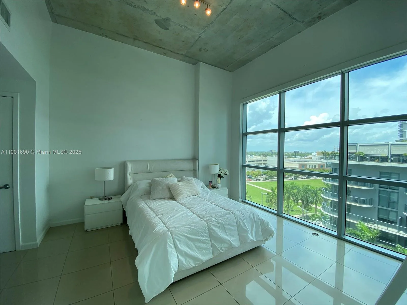 3301 NE 1st Ave # M0706, Miami, FL 33137 photo 11