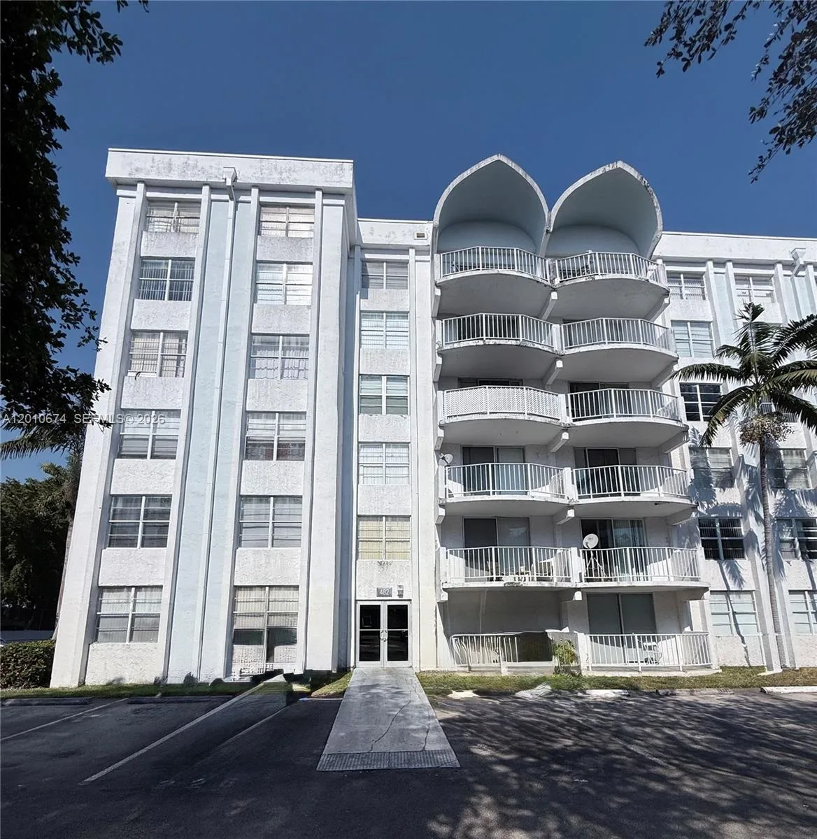 482 NW 165th St Rd # A-307, Miami, FL 33169