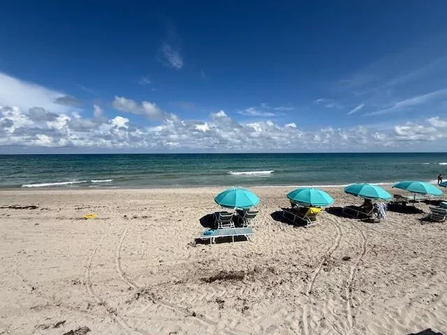 3140 S Ocean Drive # 610, Hallandale Beach, FL 33009