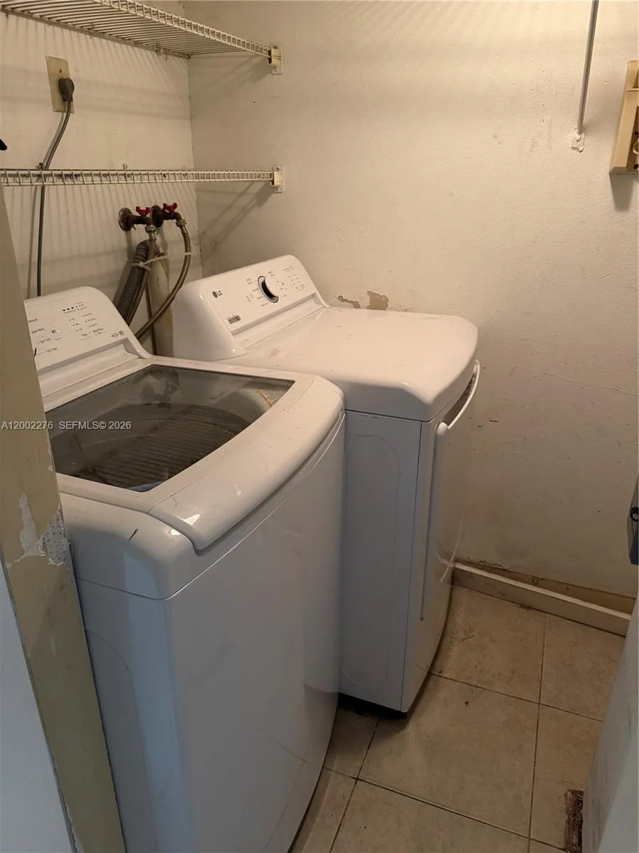 8024 NW 27th Ct, Sunrise, FL 33322 photo 12