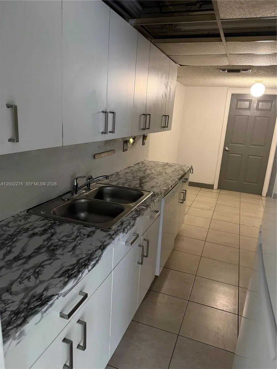 8024 NW 27th Ct, Sunrise, FL 33322 photo 13