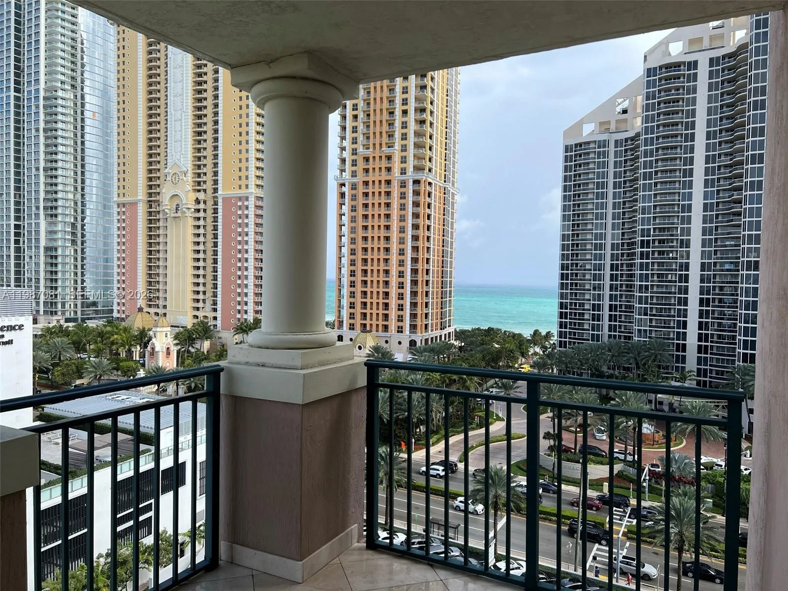 17555 Atlantic Blvd # 1207, Sunny Isles Beach, FL 33160 photo 2