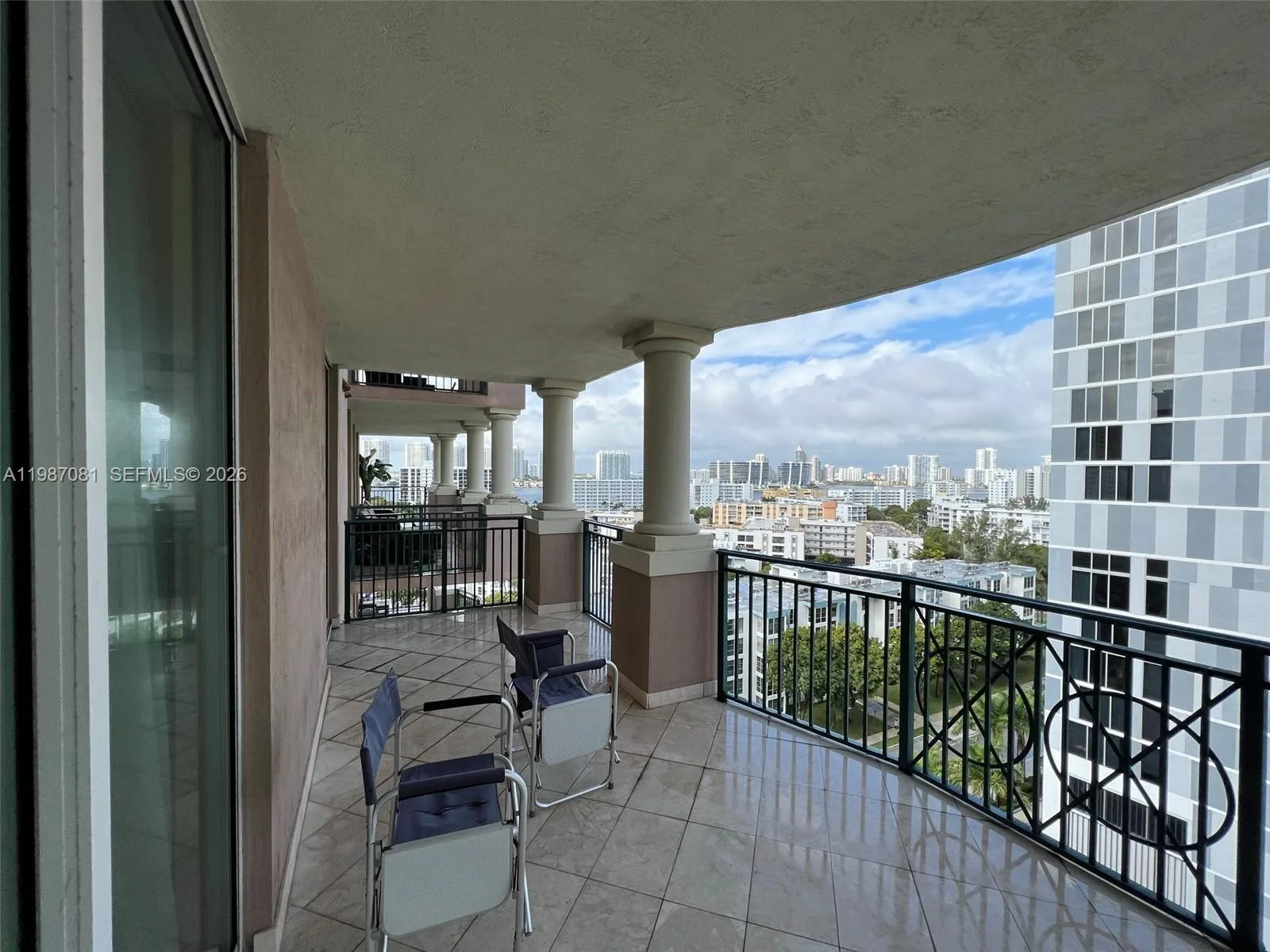 17555 Atlantic Blvd # 1207, Sunny Isles Beach, FL 33160 photo 3