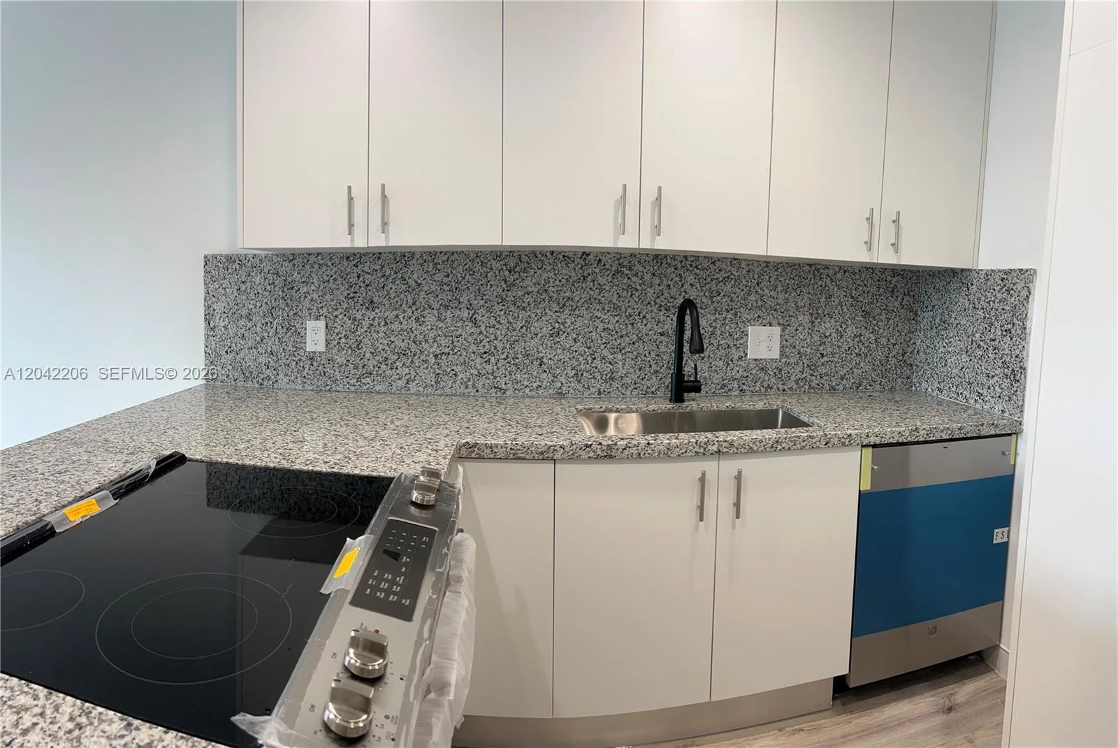 860 NE 78th St # 303, Miami, FL 33138 photo 6