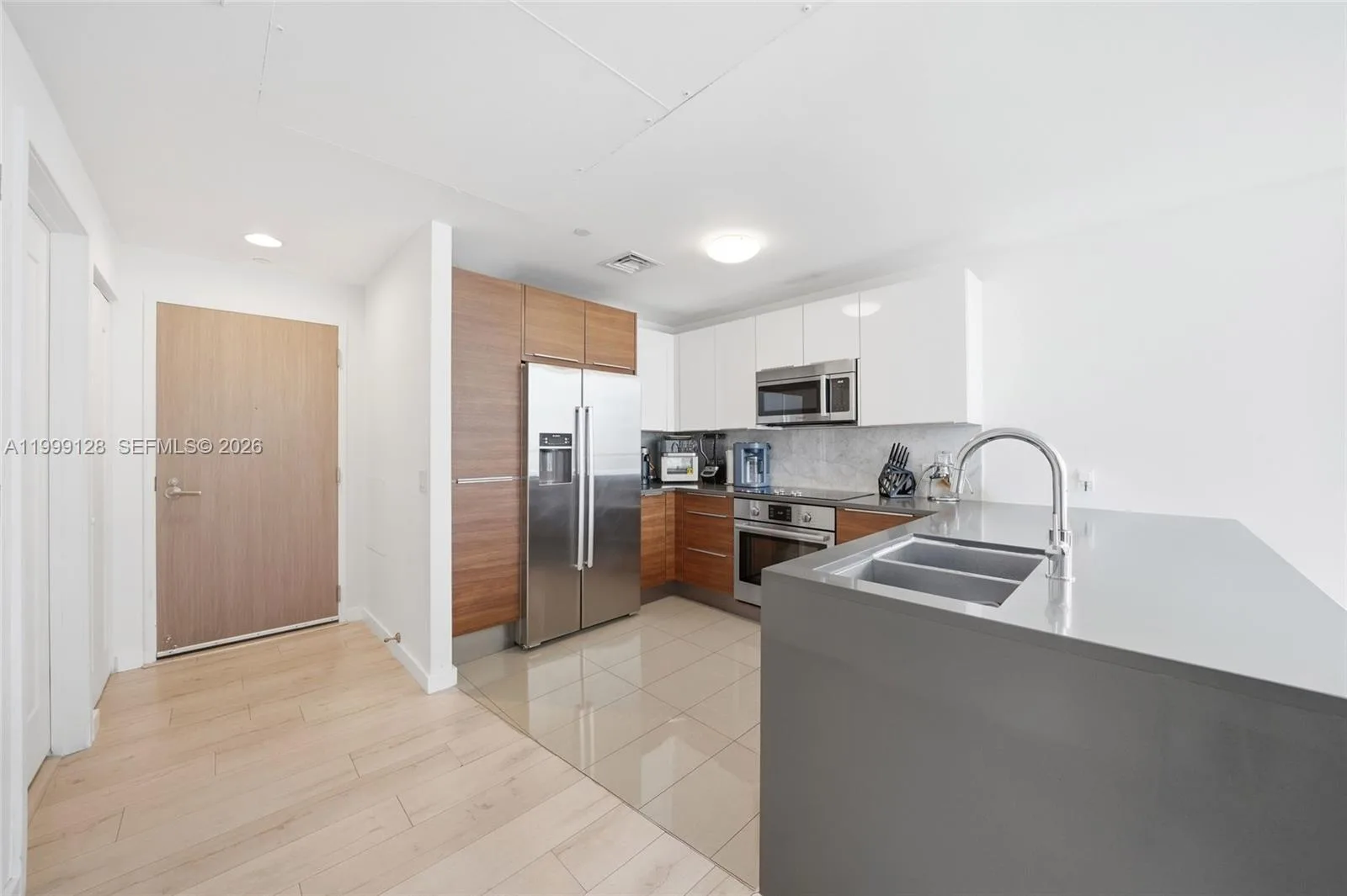 601 NE 27th St # 1508, Miami, FL 33137 photo 13