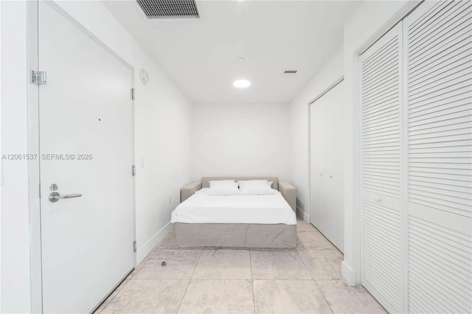 239 SW 9th St # 2103, Miami, FL 33130 photo 10