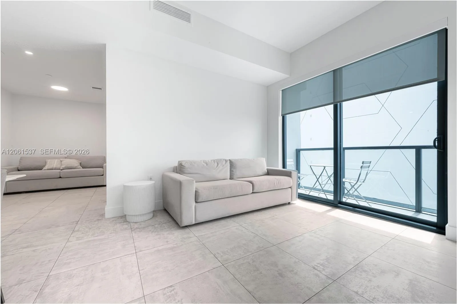 239 SW 9th St # 2103, Miami, FL 33130 photo 8