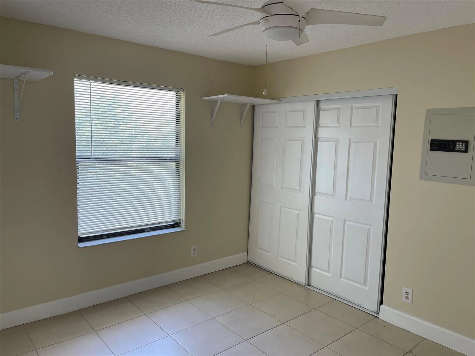 26 CROSSINGS Circle # G, Boynton Beach, FL 33435 photo 11