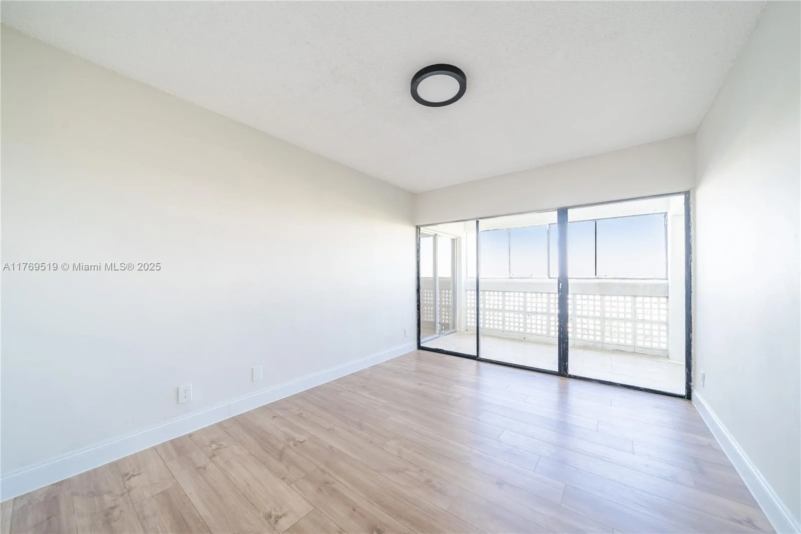 3301 Spanish Moss Ter # 802, Lauderhill, FL 33319 photo 12