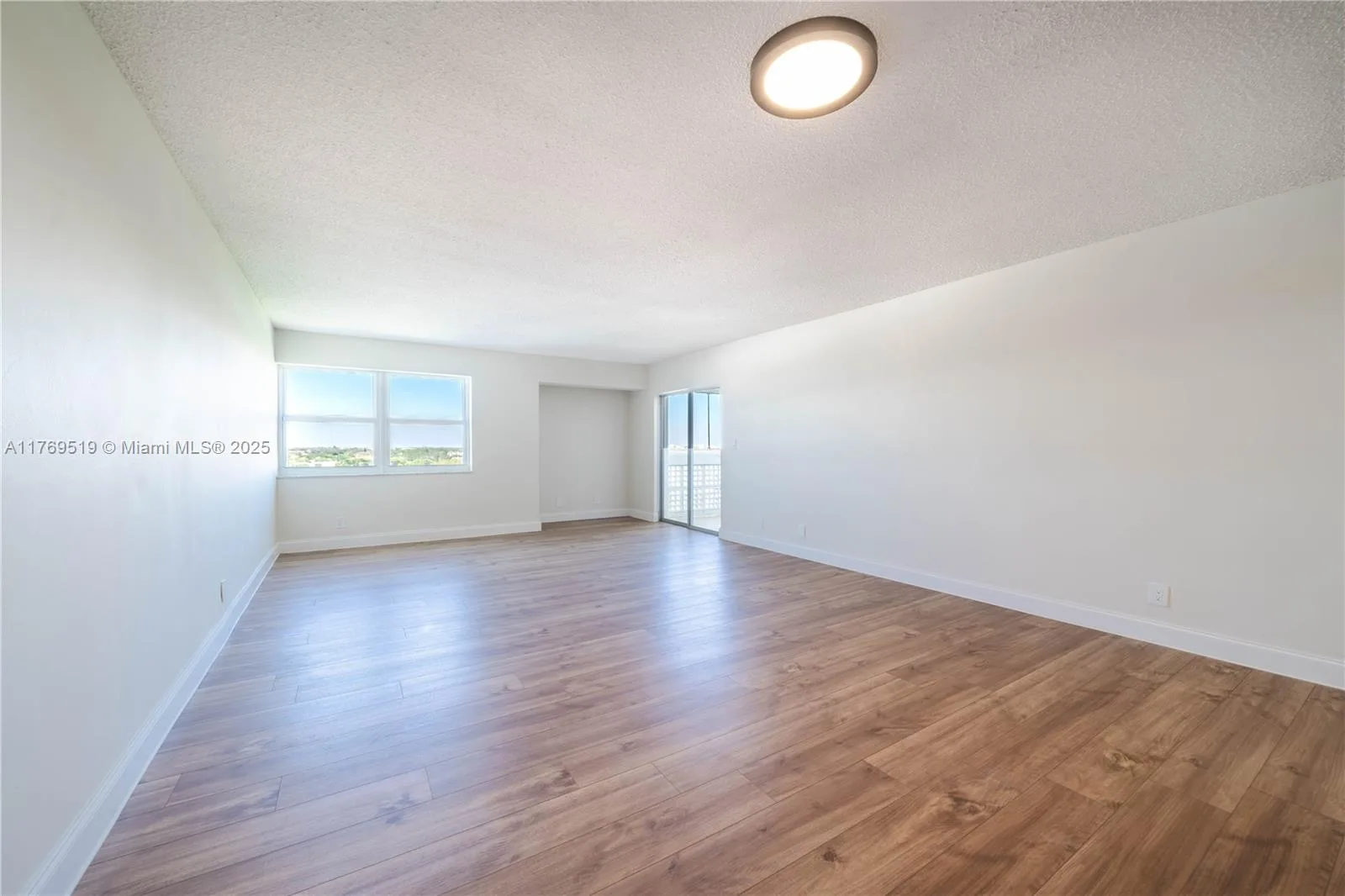 3301 Spanish Moss Ter # 802, Lauderhill, FL 33319 photo 6