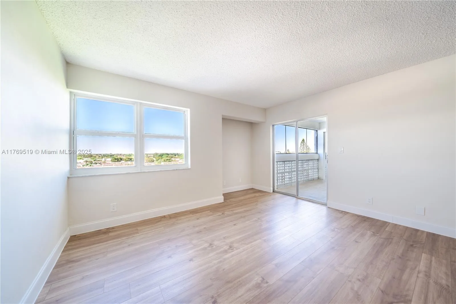 3301 Spanish Moss Ter # 802, Lauderhill, FL 33319 photo 9