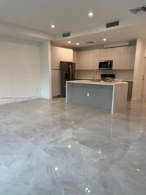 1571 NW 94th Way # 1, Coral Springs, FL 33071