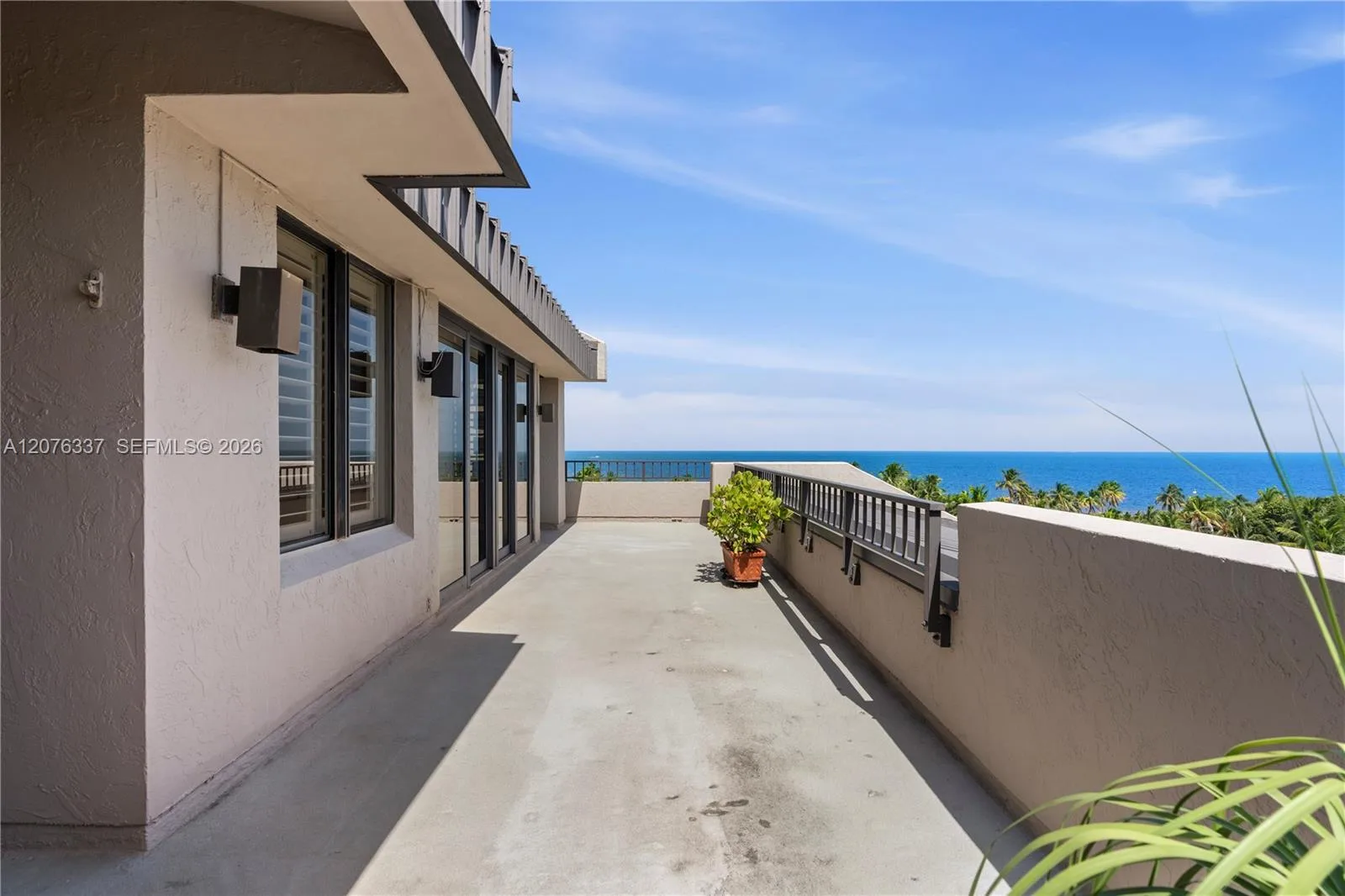 201 Crandon Blvd # 707, Key Biscayne, FL 33149 photo 3