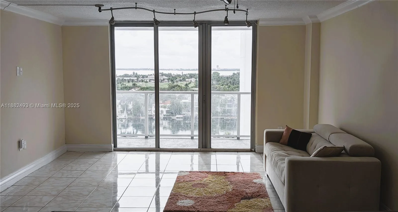 5701 Collins Ave # 1105, Miami Beach, FL 33140 photo 3