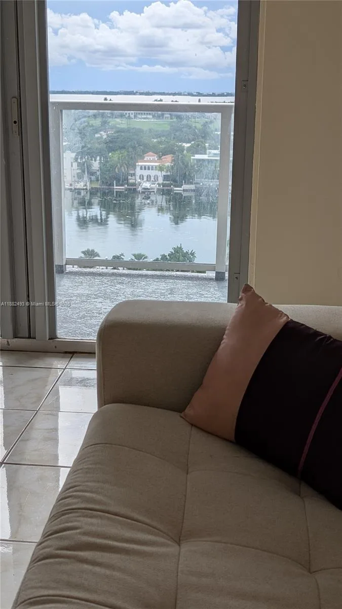5701 Collins Ave # 1105, Miami Beach, FL 33140 photo 5