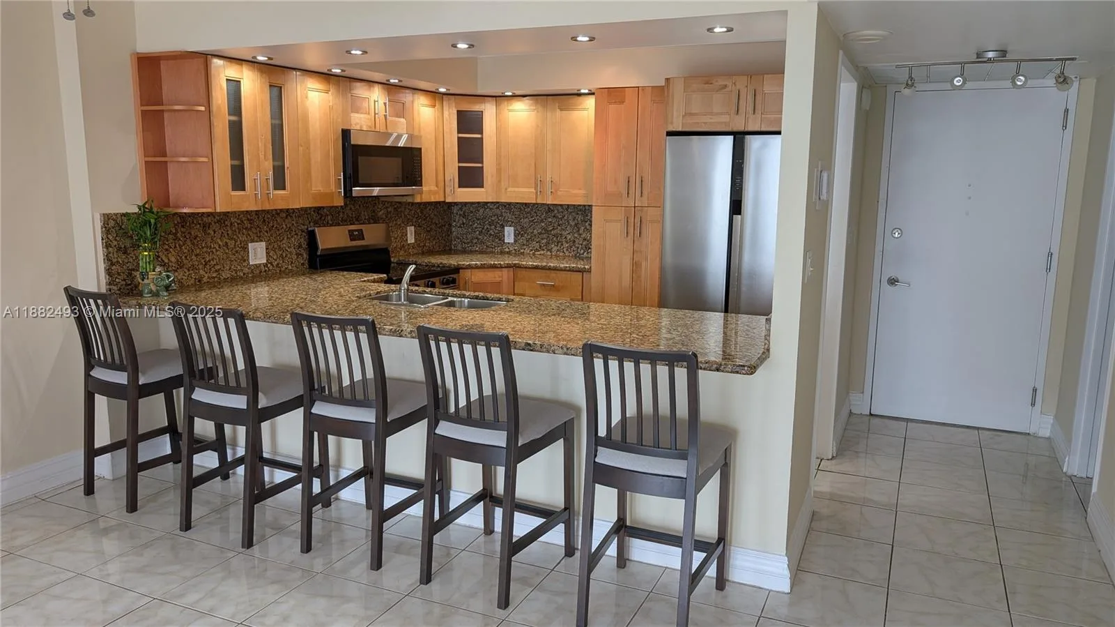 5701 Collins Ave # 1105, Miami Beach, FL 33140 photo 9