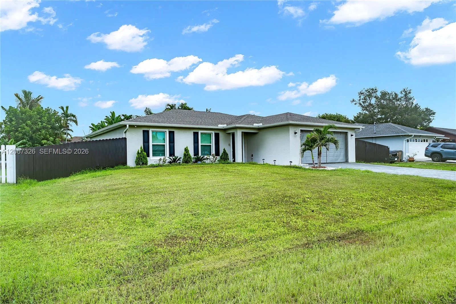1307 1307 SW 13th Ter, Cape Coral, FL 33991 photo 2