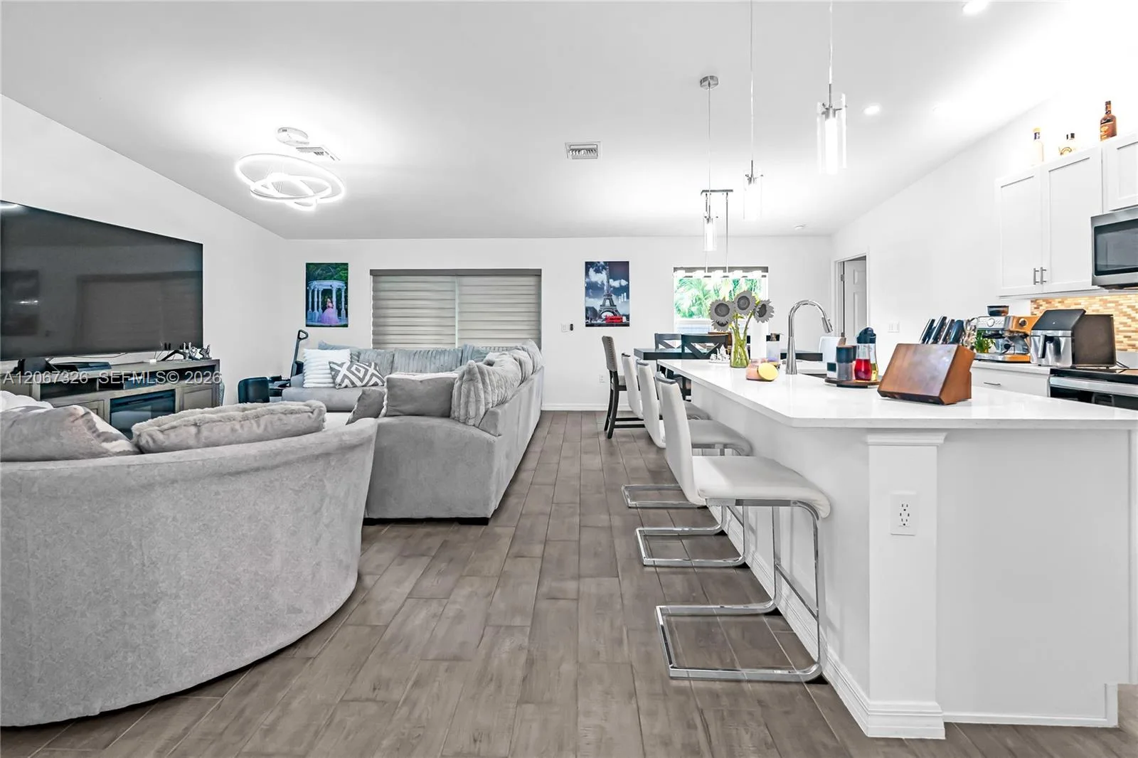1307 1307 SW 13th Ter, Cape Coral, FL 33991 photo 4