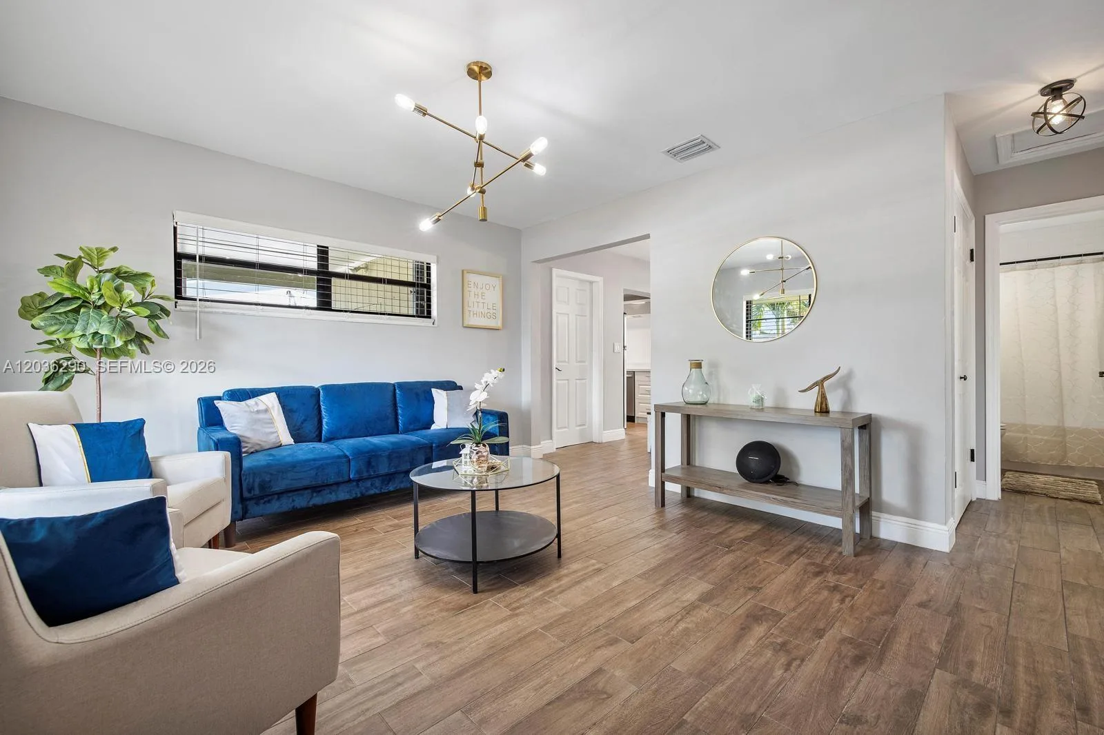 5232 NE 2nd Ave, Oakland Park, FL 33334