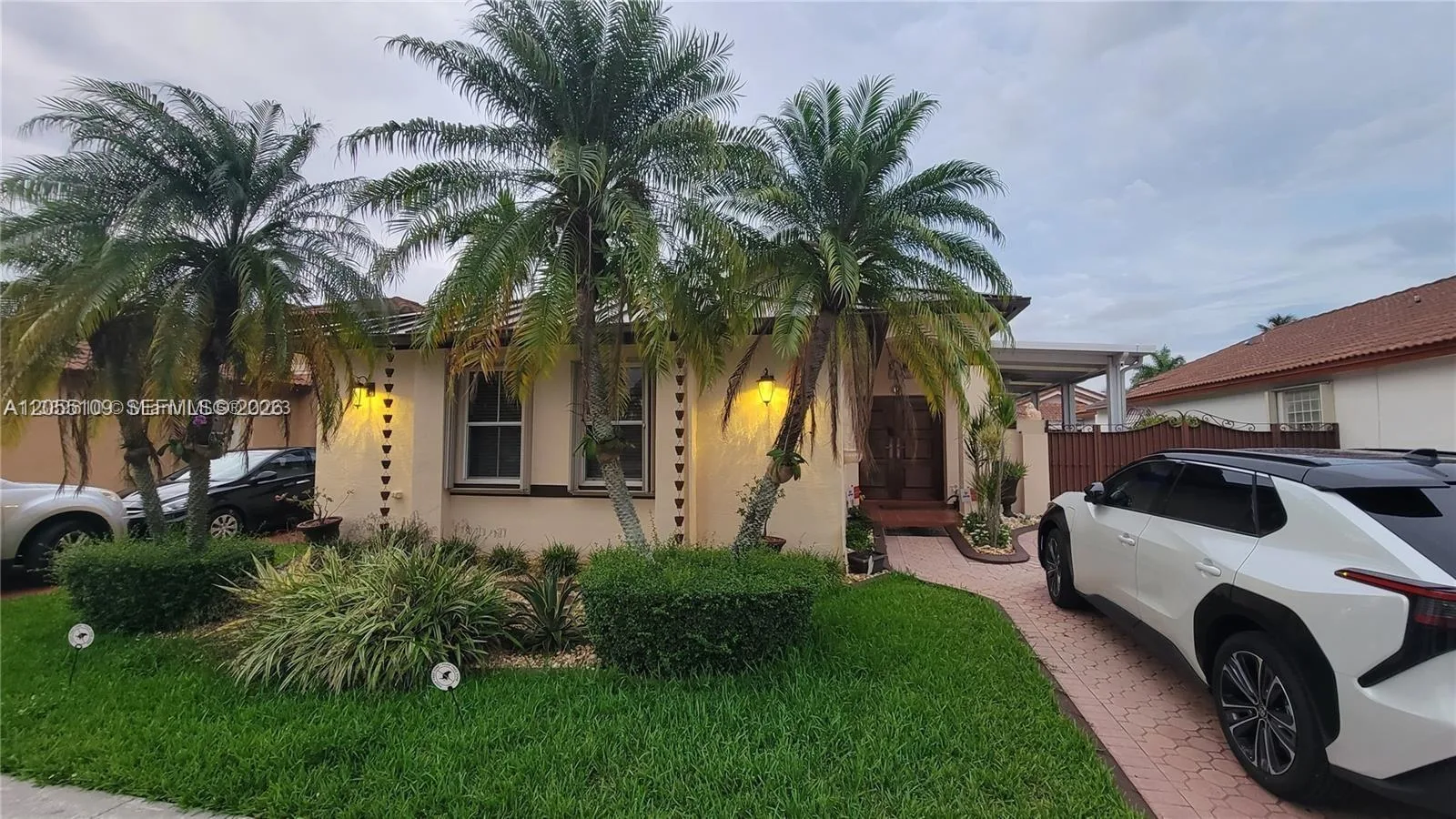 1057 NW 131st Ave # B, Miami, FL 33182