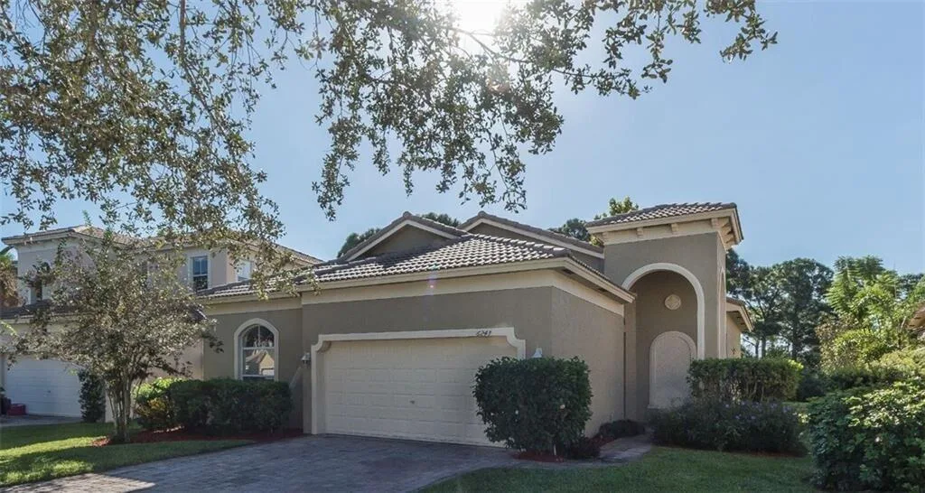 6243 ARLINGTON Way, Fort Pierce, FL 34951