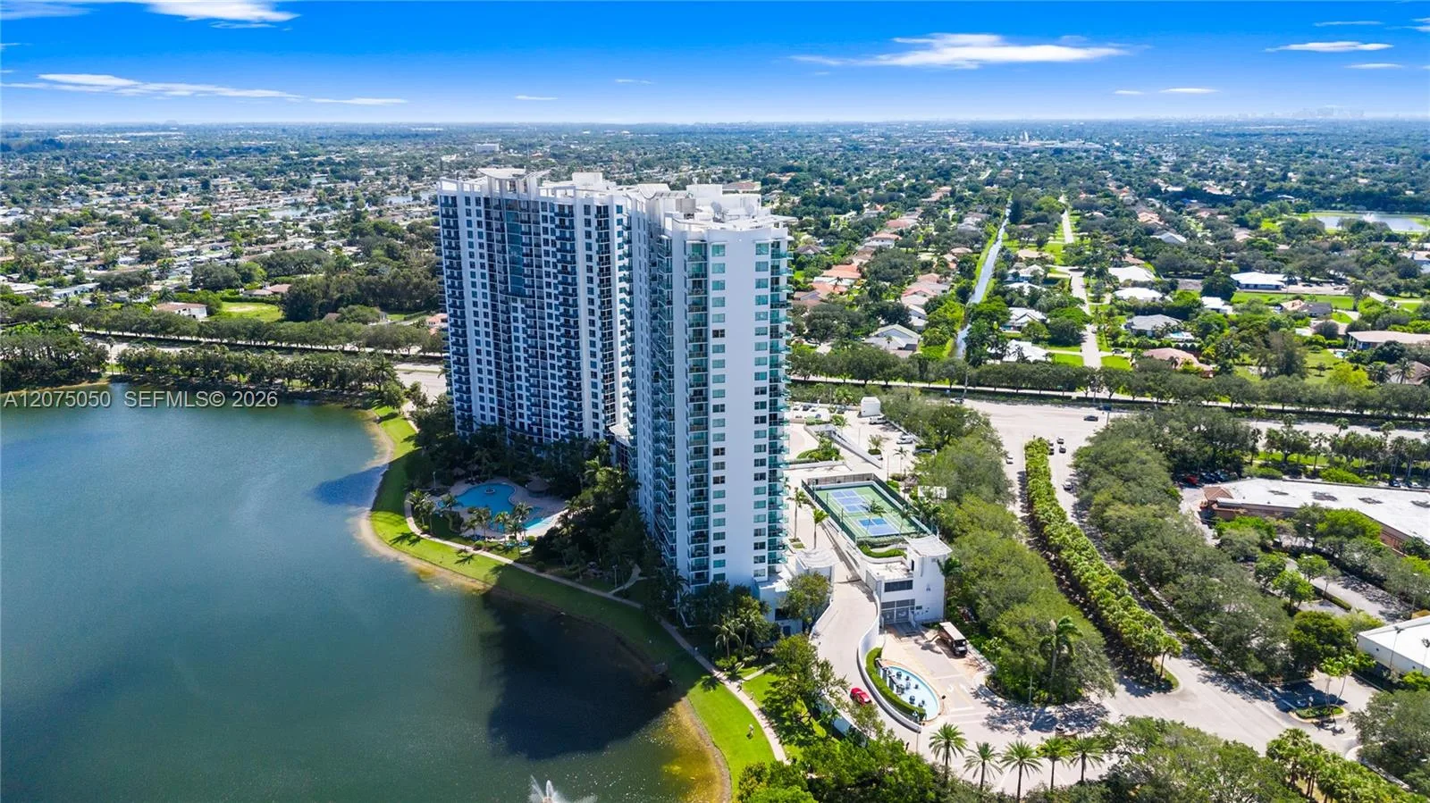2641 N Flamingo Rd # 905N, Sunrise, FL 33323 photo 5