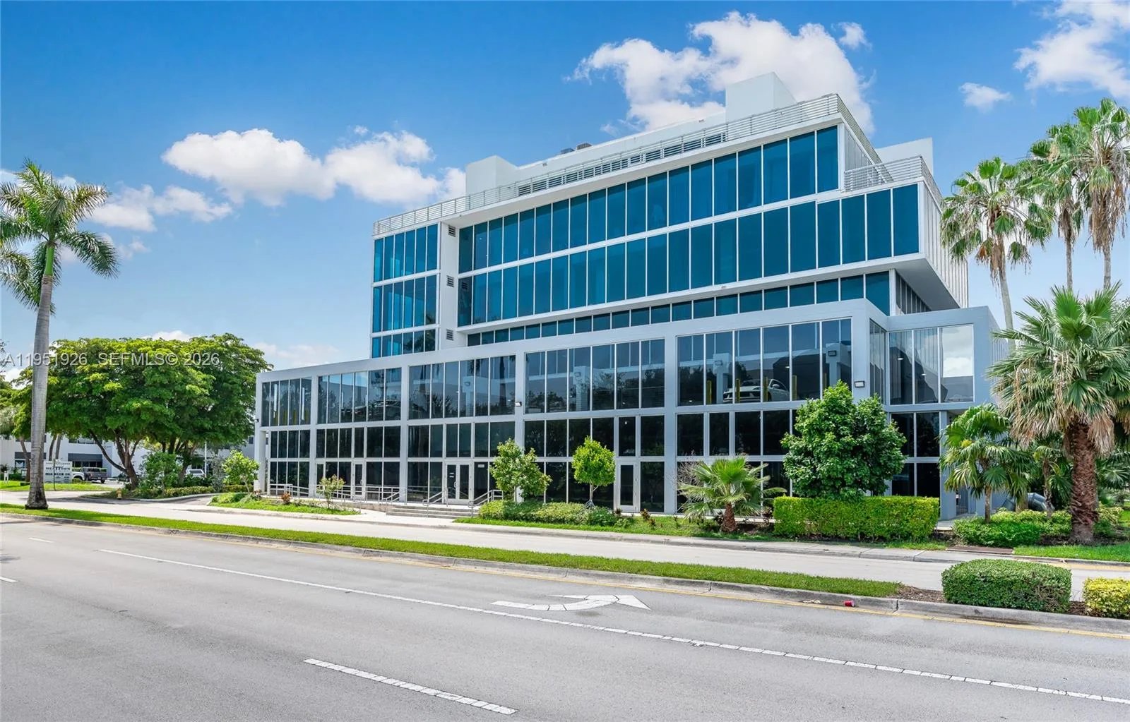 10450 NW 33rd St # 501, Doral, FL 33172