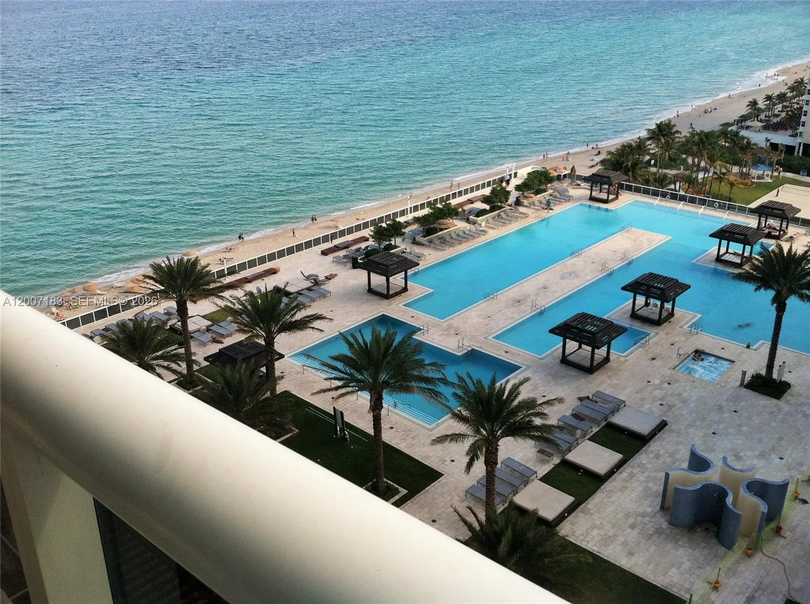 1830 S Ocean Dr # 1705, Hallandale Beach, FL 33009 photo 4