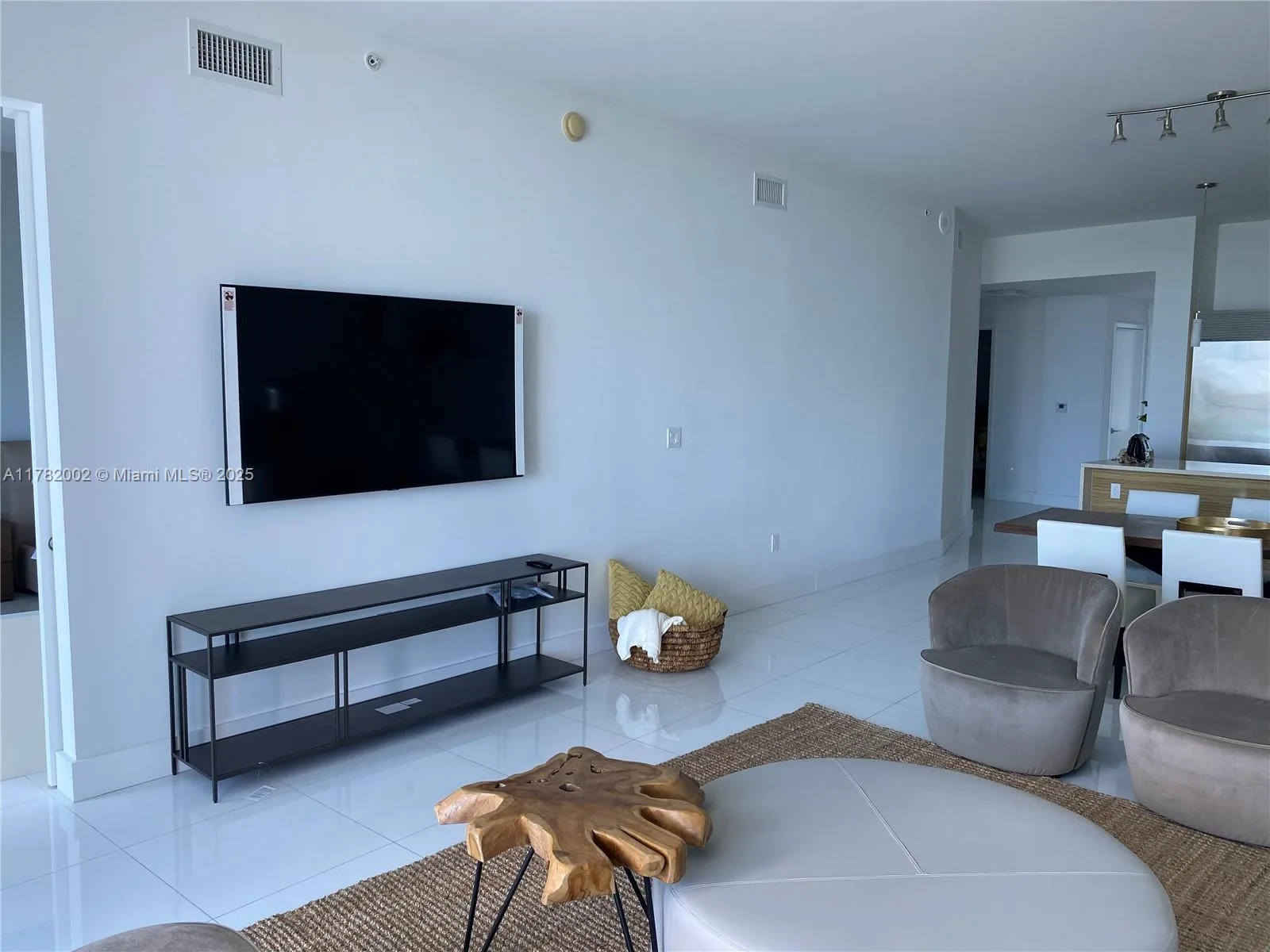 2020 N Bayshore Dr # 1203, Miami, FL 33137 photo 11