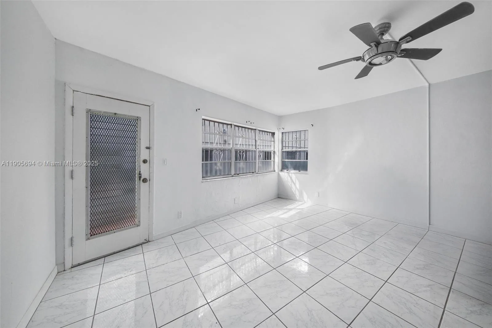 7712 Byron Ave # 2, Miami Beach, FL 33141 photo 5