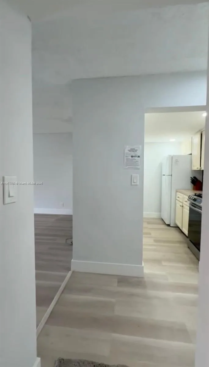 17901 NW 68 Ave # T-205, Hialeah, FL 33015