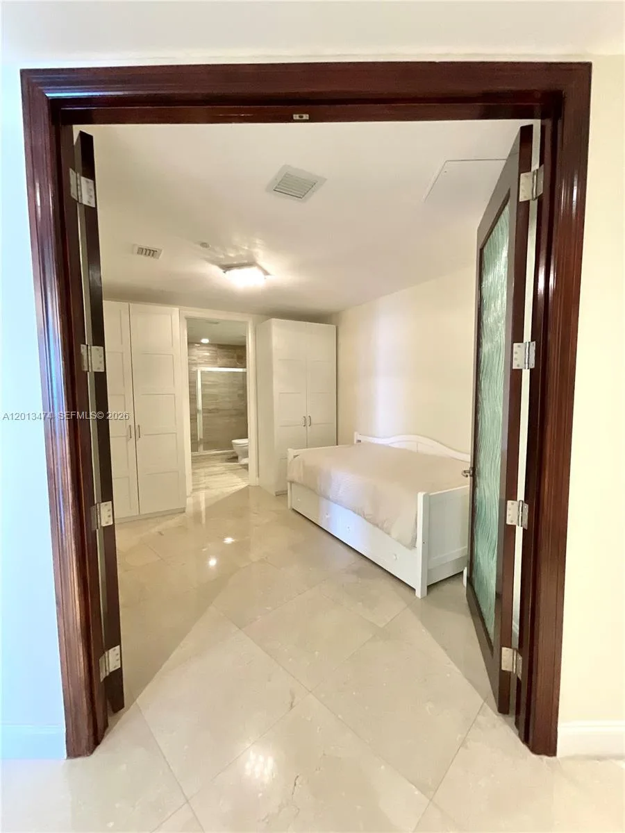 16001 Collins Ave # 703, Sunny Isles Beach, FL 33160 photo 12